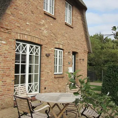 Holiday home Jettes Hus *